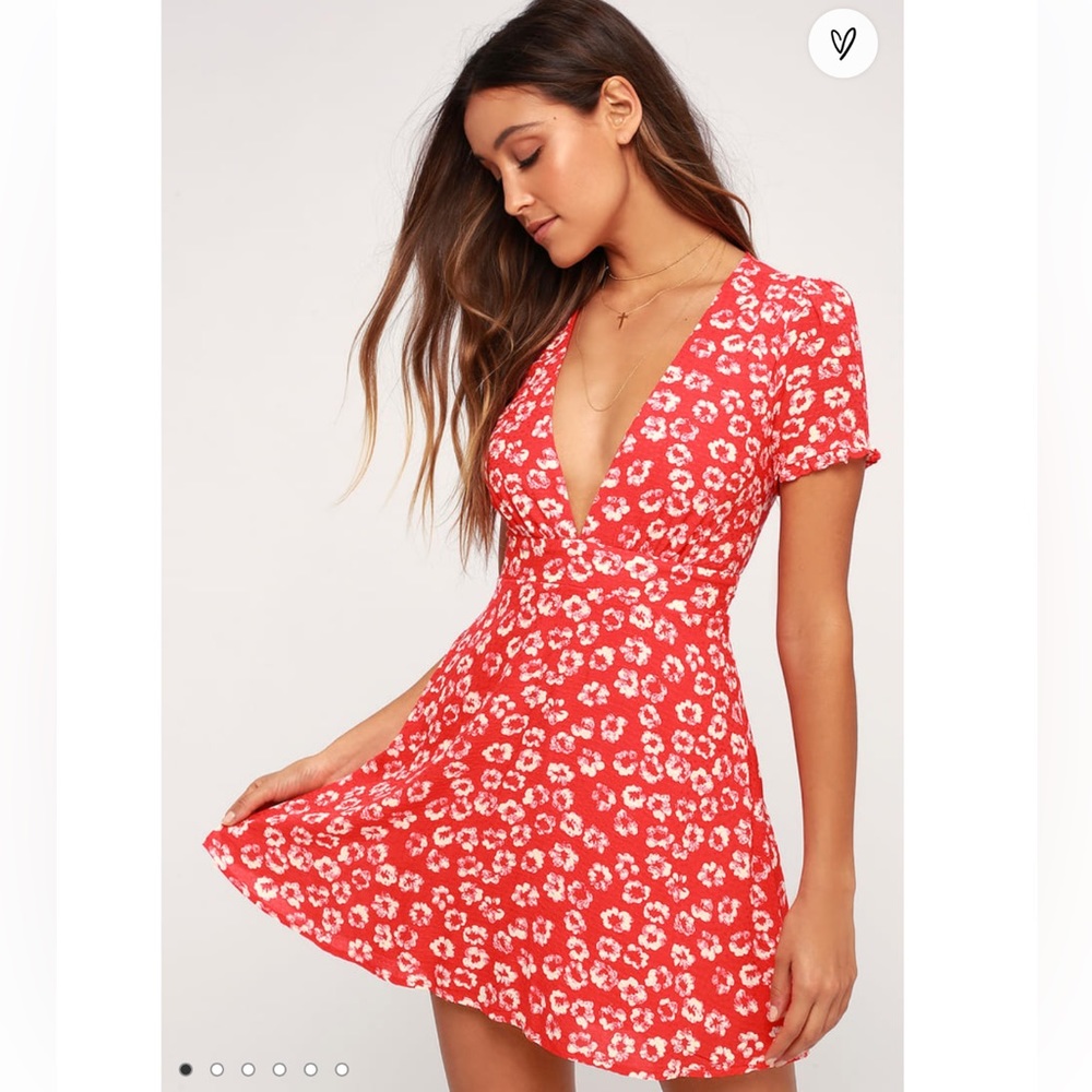 NEW- Lulu’s Red Floral Print Mini Dress - XS